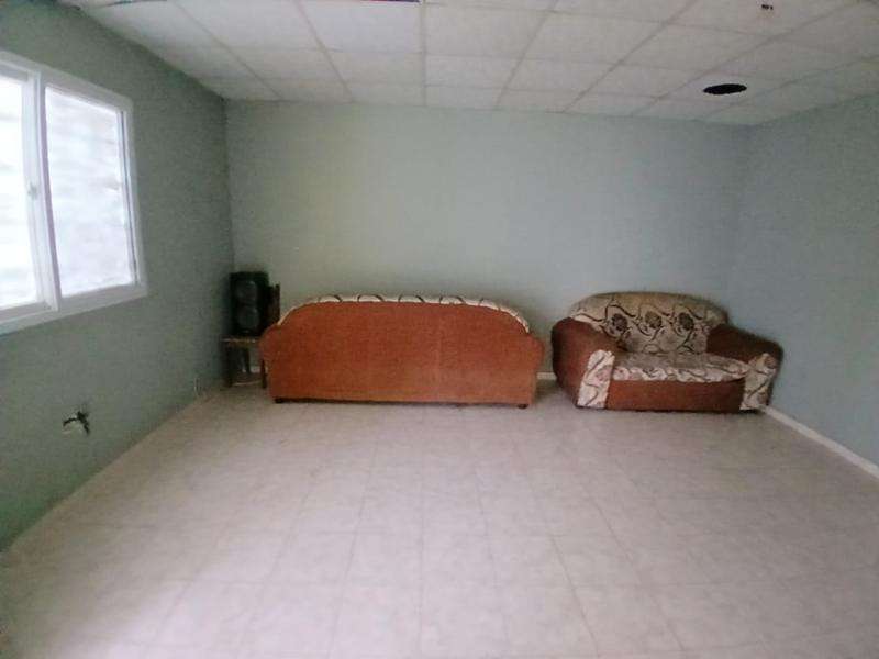 800