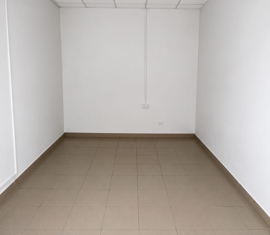 900